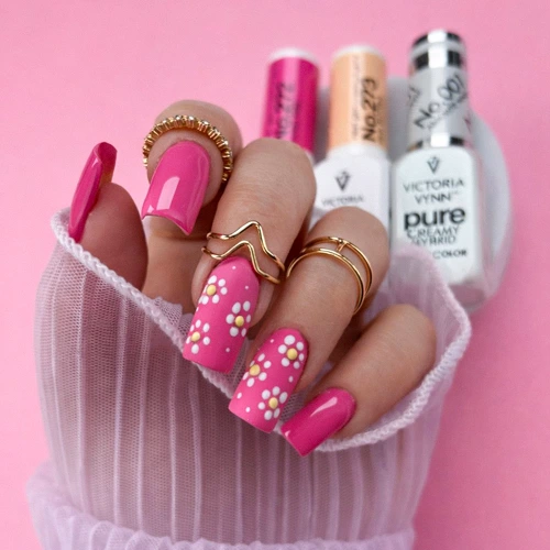 etapes nail art fleurs dotting tool ongles tutoriel